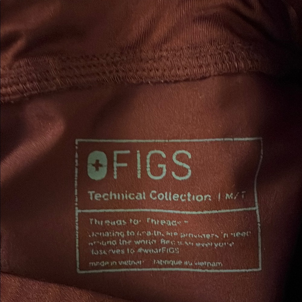 Figs Women's Scrub Pants in Burgundy - Picture 2 of 2